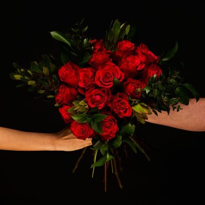 buchet de trandafiri rosii - red bone
